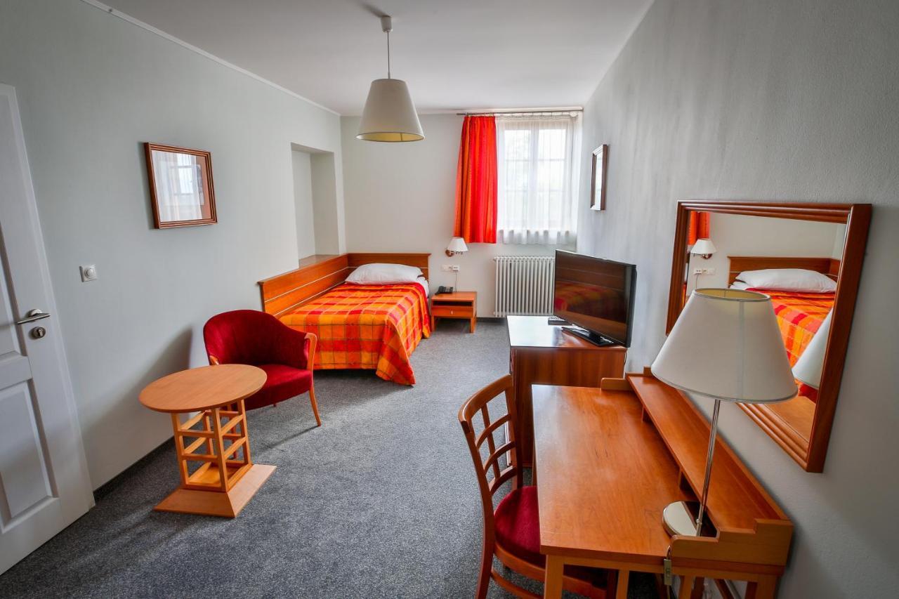 Lh Hotel Dvorak Tabor Congress & Wellness Zewnętrze zdjęcie
